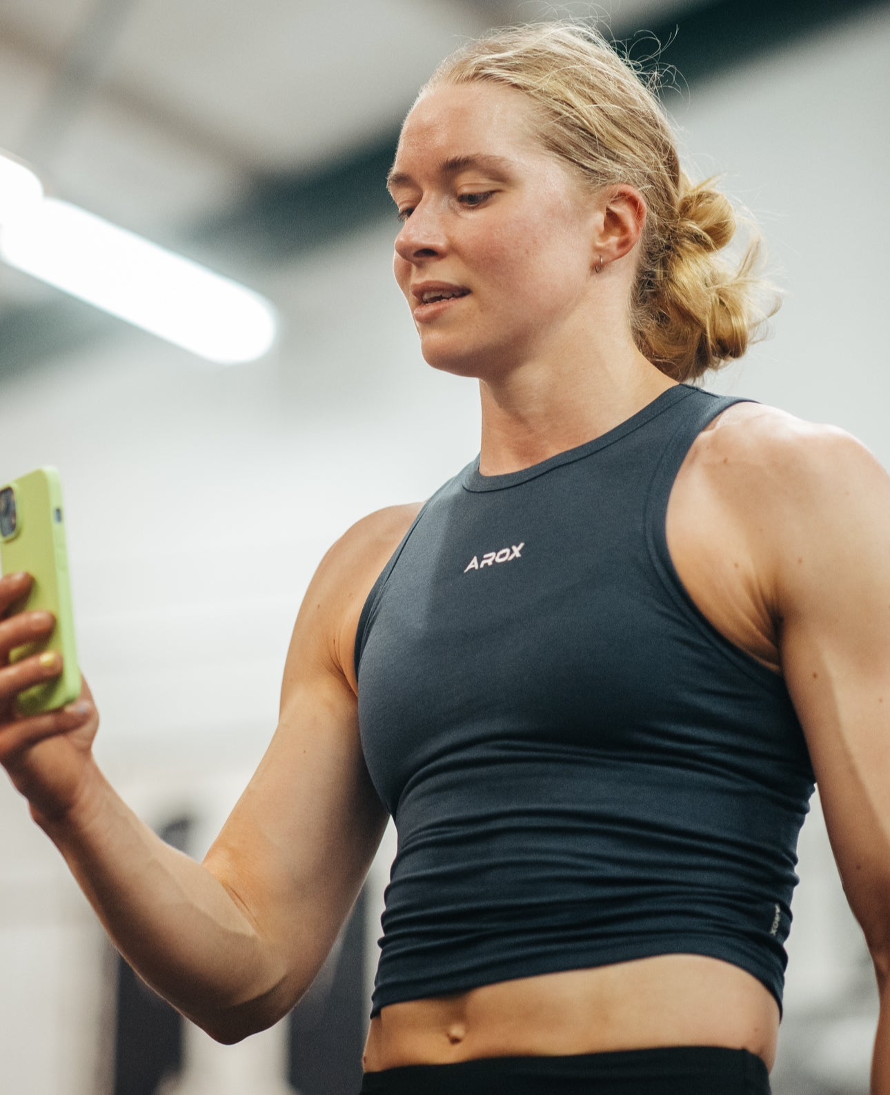 SportsTech kvinde top navy blå