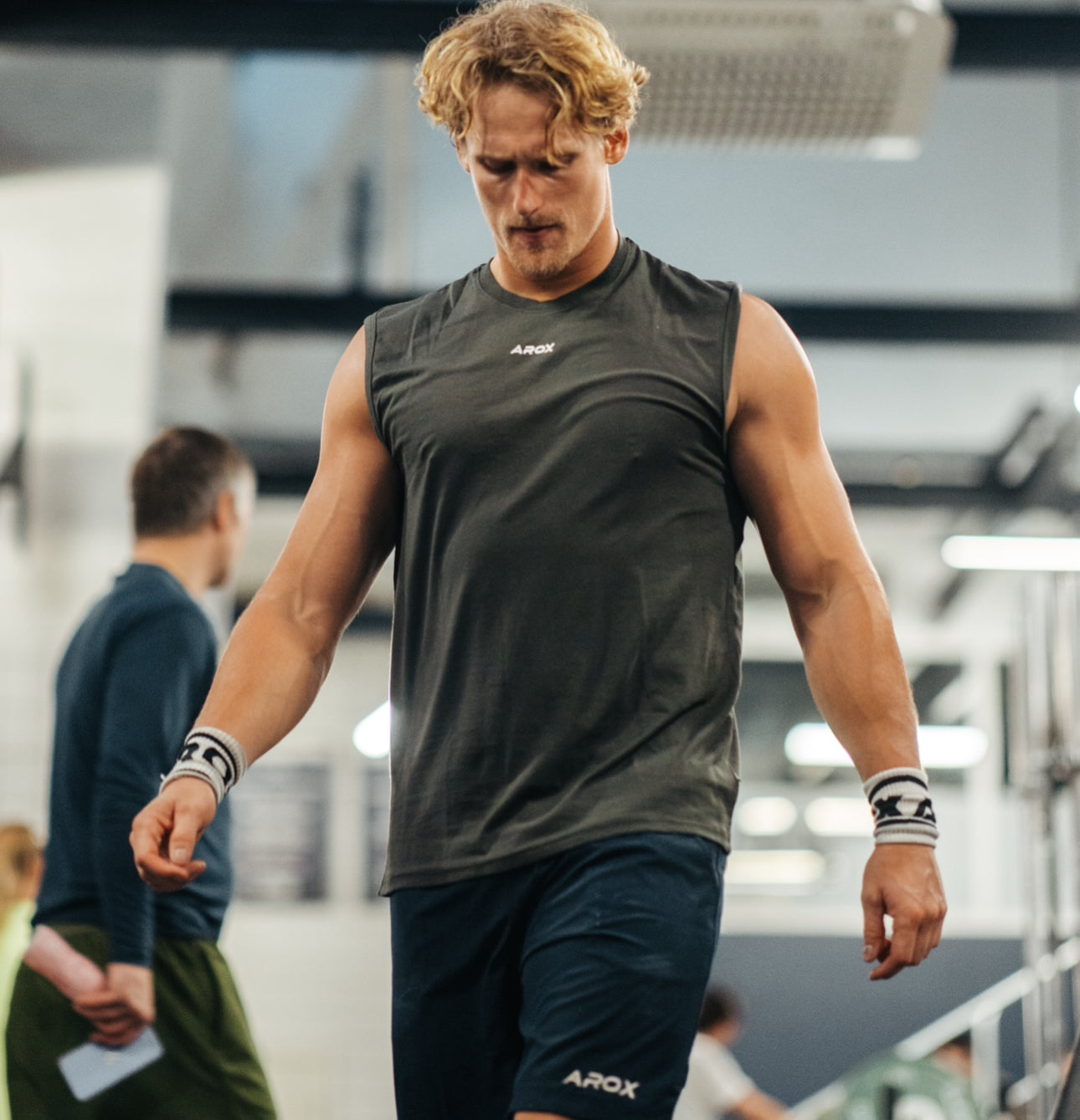 SportsTech herre no sleeve mørkegrå