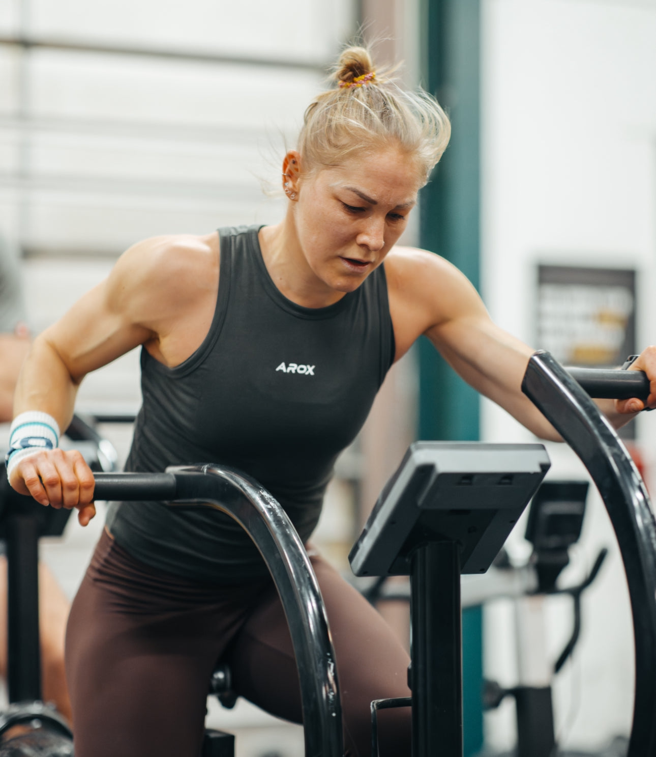 SportsTech kvinde top mørkegrå